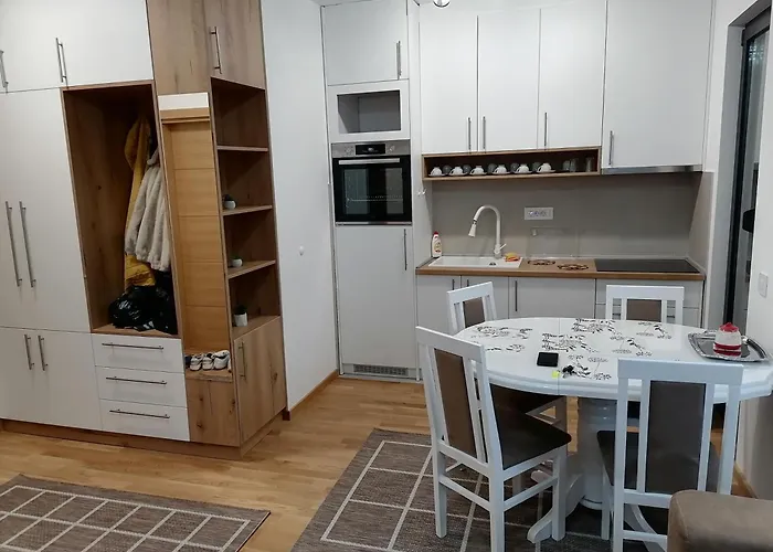 Milnik شقة زلاتيبور